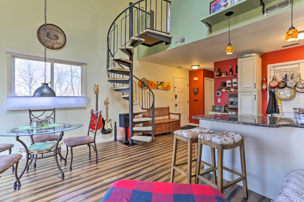 Mountain Creek Condo With Grill Walk To Lifts! Vernon Buitenkant foto