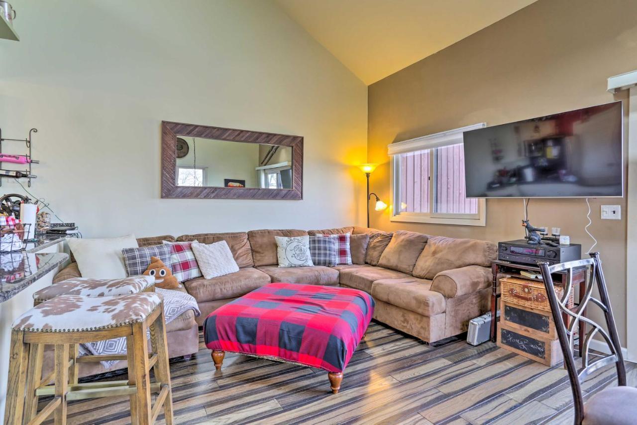 Mountain Creek Condo With Grill Walk To Lifts! Vernon Buitenkant foto