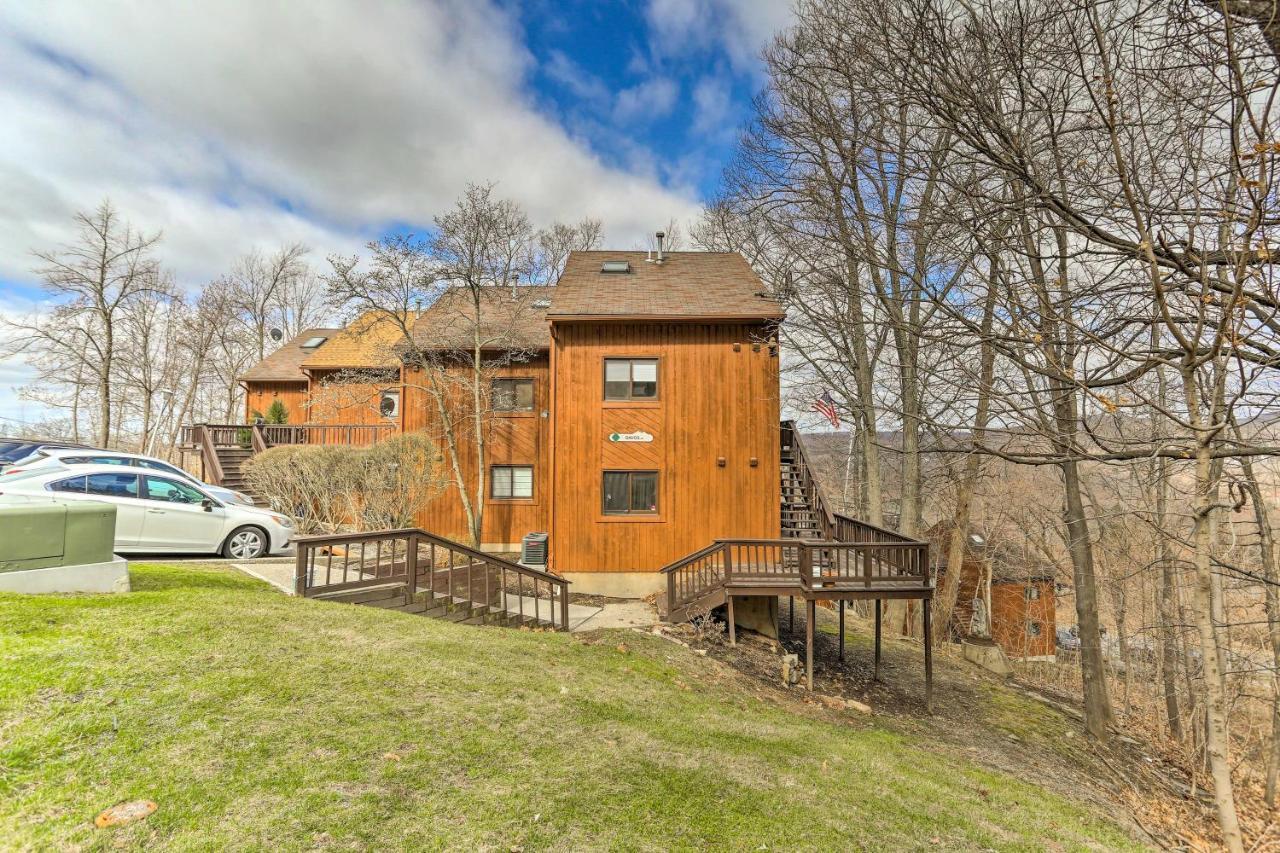 Mountain Creek Condo With Grill Walk To Lifts! Vernon Buitenkant foto