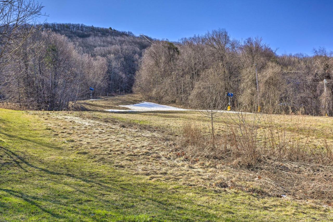 Mountain Creek Condo With Grill Walk To Lifts! Vernon Buitenkant foto